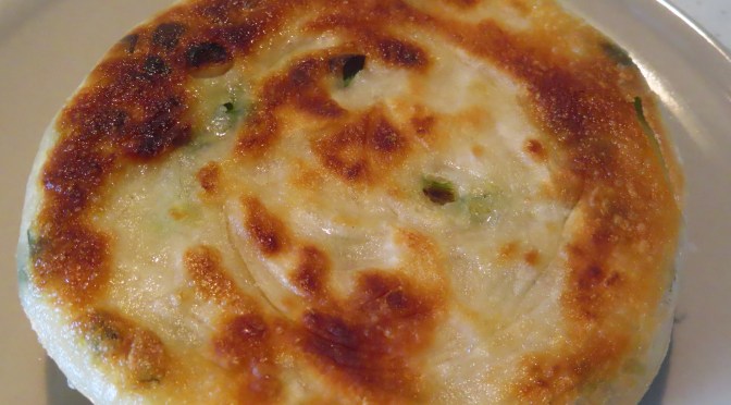Spring Onion Cake That I Can Never Have Enough (葱油饼 Cong You Bing)