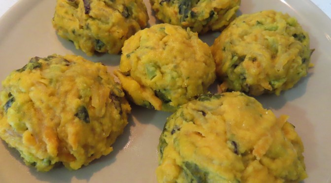 Steamed Corn Flour Bun With Vegetables