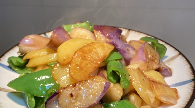 地三鲜 Di San Xian (Potato, eggplant & green chili Stir-fry)